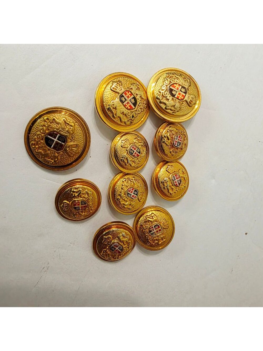 10 Mix Vtg Gold Tone Shield Medieval Crown Crest Replacement Suit Blazer Buttons